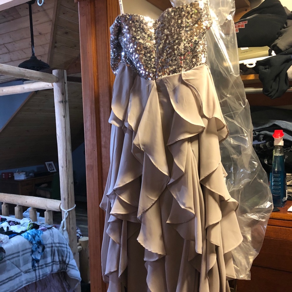 strapless silver dress